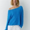 Asymmetrischer Feinstrickpullover Asymmetrischer Feinstrickpullover