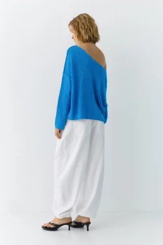 Asymmetrischer Feinstrickpullover