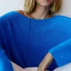 Asymmetrischer Feinstrickpullover Asymmetrischer Feinstrickpullover