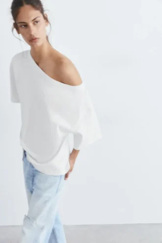 Asymmetrisches Kurzarm-T-Shirt