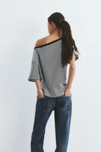 Asymmetrisches Kurzarm-T-Shirt