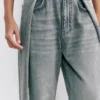Baggy-Jeans im Ballon-Schnitt mit Falten Baggy-Jeans im Ballon-Schnitt mit Falten