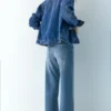 Baggy-Jeans mit geradem Bein und Strasssteinen
