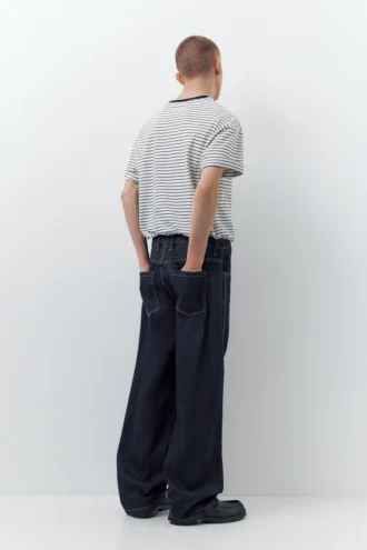 Baggy-Jeans mit Nähten