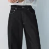 Barrel-Jeans mit Sternen