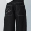Barrel-Jeans mit Sternen