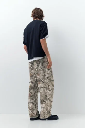Bedruckte Hose mit Taschen