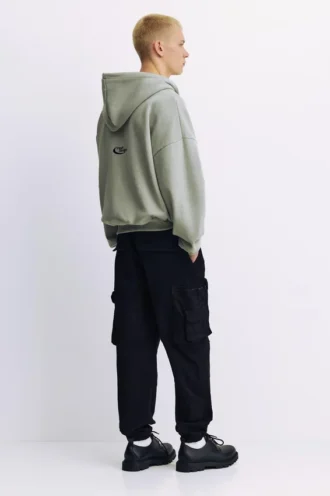 Bequeme Jogginghose mit mehreren Taschen Bequeme Jogginghose mit mehreren Taschen