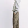 Bequeme Jogginghose mit mehreren Taschen Bequeme Jogginghose mit mehreren Taschen
