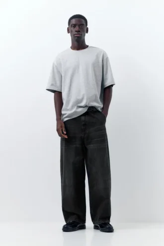 Bestickte Skater-Jeans