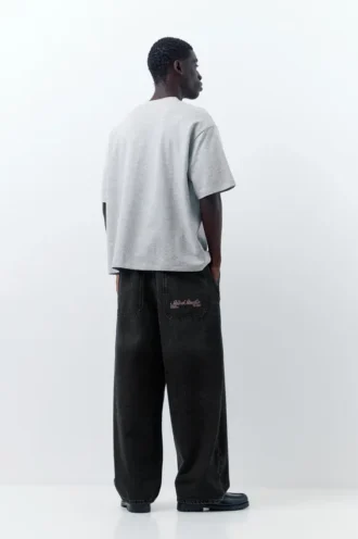Bestickte Skater-Jeans