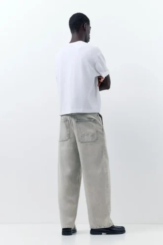 Bestickte Skater-Jeans
