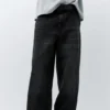 Bestickte Skater-Jeans Bestickte Skater-Jeans