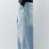Bestickte Super-Baggy-Jeans Bestickte Super-Baggy-Jeans