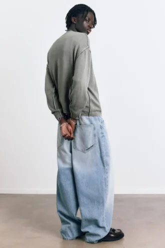 Bestickter STWD Studio-Pullover