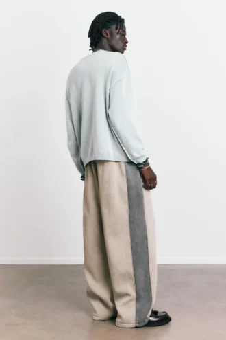 Bestickter STWD Studio-Pullover