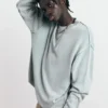 Bestickter STWD Studio-Pullover Bestickter STWD Studio-Pullover