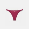 Bikini-Hose im brasilianischen Stil Bikini-Hose im brasilianischen Stil