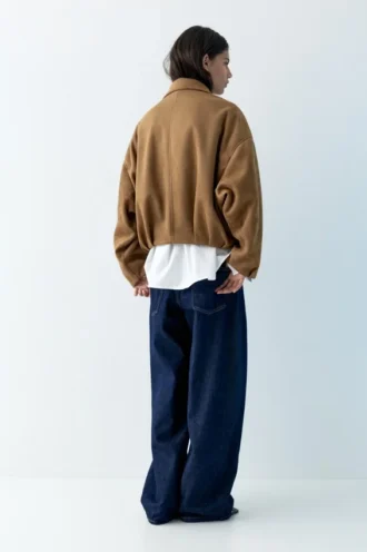 Bomberjacke aus Kunstwildleder