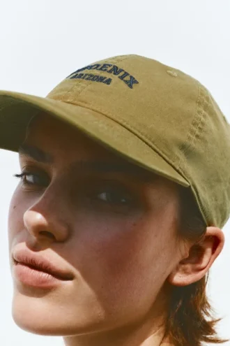 Cap mit Phoenix-Stickerei
