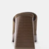 Clogs mit hohem Absatz Clogs mit hohem Absatz