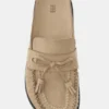 Clogs mit Quaste Clogs mit Quaste