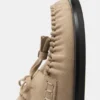 Clogs mit Quaste Clogs mit Quaste
