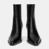 Cowboy-Stiefel mit Absatz Cowboy-Stiefel mit Absatz