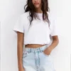 Denim-Mom-Shorts mit Umschlag Denim-Mom-Shorts mit Umschlag