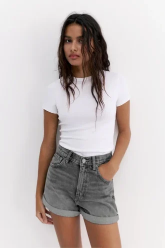 Denim-Mom-Shorts mit Umschlag