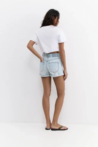 Denim-Mom-Shorts mit Umschlag