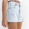Denim-Mom-Shorts mit Umschlag Denim-Mom-Shorts mit Umschlag