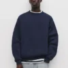 Einfaches Sweatshirt mit Rundhalsausschnitt Einfaches Sweatshirt mit Rundhalsausschnitt