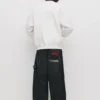 Einfaches Sweatshirt mit Rundhalsausschnitt Einfaches Sweatshirt mit Rundhalsausschnitt
