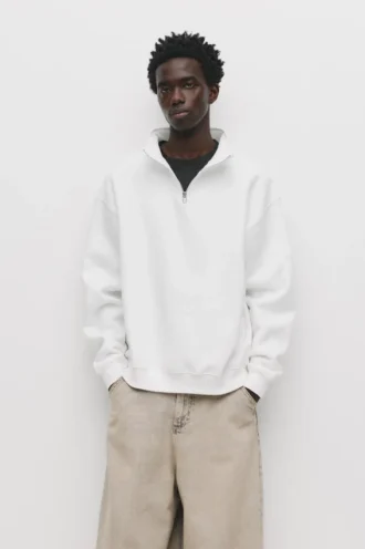Einfaches Sweatshirt mit Viertelreißverschluss