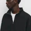Einfaches Sweatshirt mit Viertelreißverschluss