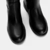 Flache kniehohe Stiefel Flache kniehohe Stiefel