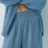 Fließende Hose im Gaze-Look