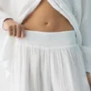 Fließende Hose im Gaze-Look