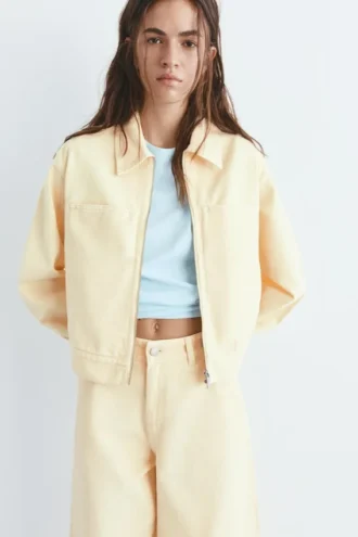 Gelbe Utility-Jacke