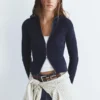 Gerippte Strickjacke mit Reißverschluss