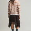 Gestreifter Pullover Gestreifter Pullover