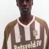 Gestreiftes Amsterdam-Fußball-T-Shirt