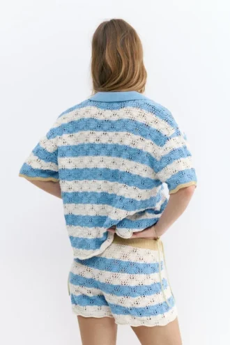 Gestreiftes Häkel-Poloshirt
