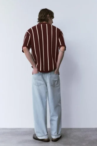 Gestreiftes Strick-Poloshirt mit Reißverschluss