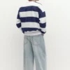 Gestreiftes Sweatshirt mit Rundhalsausschnitt Gestreiftes Sweatshirt mit Rundhalsausschnitt
