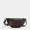 Gürteltasche mit Nieten Gürteltasche mit Nieten