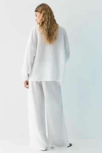 Hemden mit Stehkragen im Gaze-Look