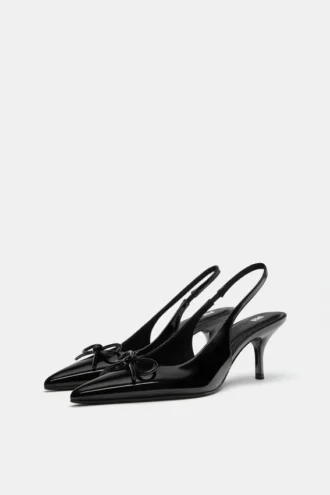 High Heels aus Lackleder mit Schleife