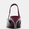 High Heels aus Lackleder mit Schleife